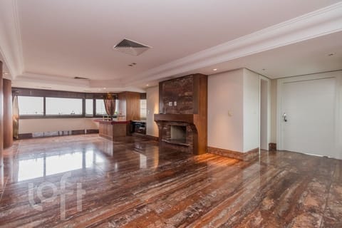 Image 17 - 223923